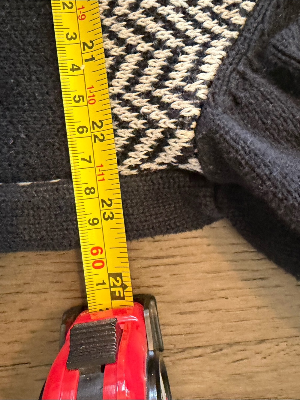 Geoffrey Beene Men's Checkerboard Crewneck Sweater - Black & Gray 100% cotton - Picture 5 of 5